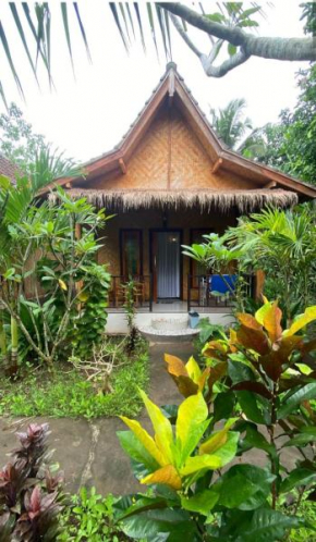 Kubu Artha Bungalow Nusa Penida